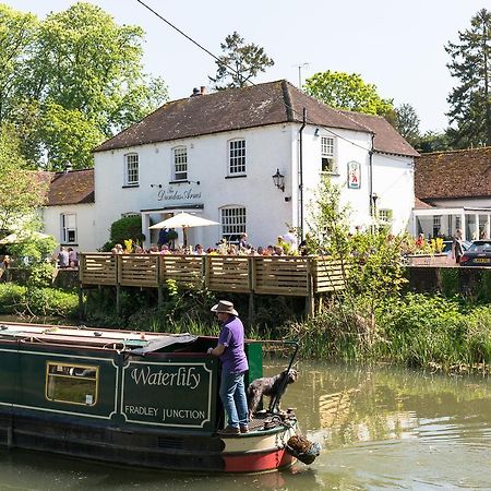 The Dundas Arms Kintbury Buitenkant foto