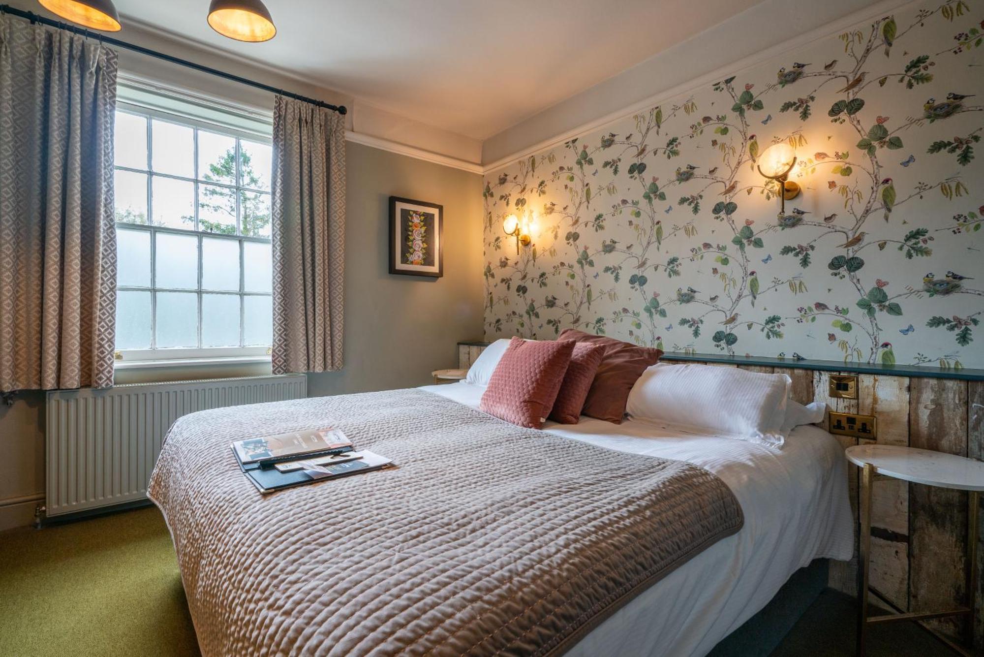 The Dundas Arms Kintbury Buitenkant foto