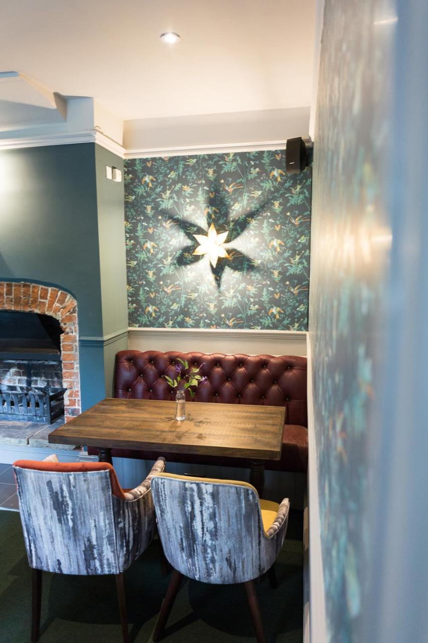 The Dundas Arms Kintbury Buitenkant foto